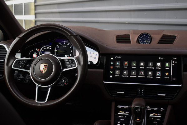 Porsche Cayenne Coupé 3.0 E-Hybrid 462pk SportDesign | ACC | Head-Up | Bose | Trekhaak wegk. | Panoramadak | 360 Camera |