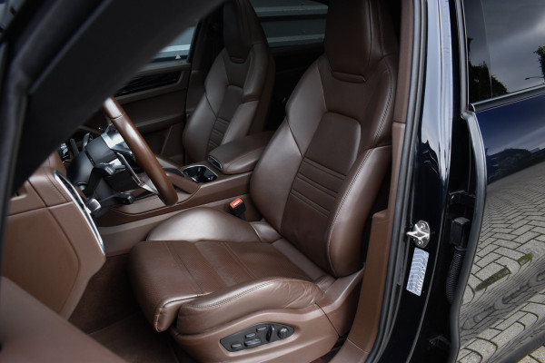 Porsche Cayenne Coupé 3.0 E-Hybrid 462pk SportDesign | ACC | Head-Up | Bose | Trekhaak wegk. | Panoramadak | 360 Camera |