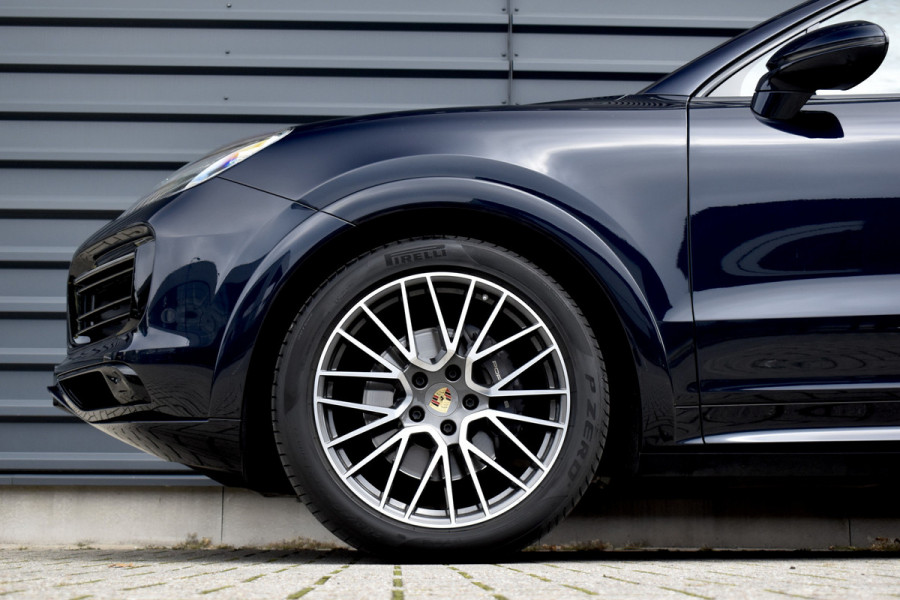 Porsche Cayenne Coupé 3.0 E-Hybrid 462pk SportDesign | ACC | Head-Up | Bose | Trekhaak wegk. | Panoramadak | 360 Camera |