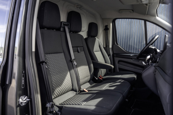 Ford Transit Custom 300 TDCI | L2H1 | Automaat | LED | Camera | CarPlay | Cruise | Airco | PDC | Euro 6