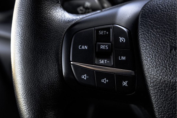 Ford Transit Custom 300 TDCI | L2H1 | Automaat | LED | Camera | CarPlay | Cruise | Airco | PDC | Euro 6