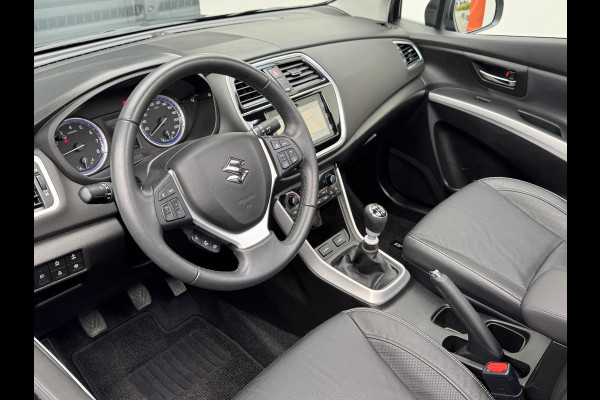 Suzuki S-Cross 1.4 Boosterjet Style Smart Hybrid | Pano | Leder | Trekhaak | Adaptive | Prijs is rijklaar