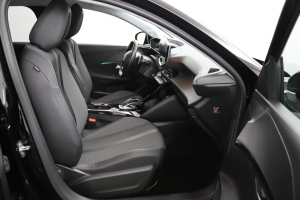 Peugeot 208 1.2 PureTech Blue*AUTOM.*NAVI*CRUISE*LM*