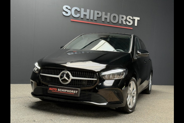 Mercedes-Benz B-Klasse 180 Star Edition Luxury Line trekhaak +winterset 24 m garantie