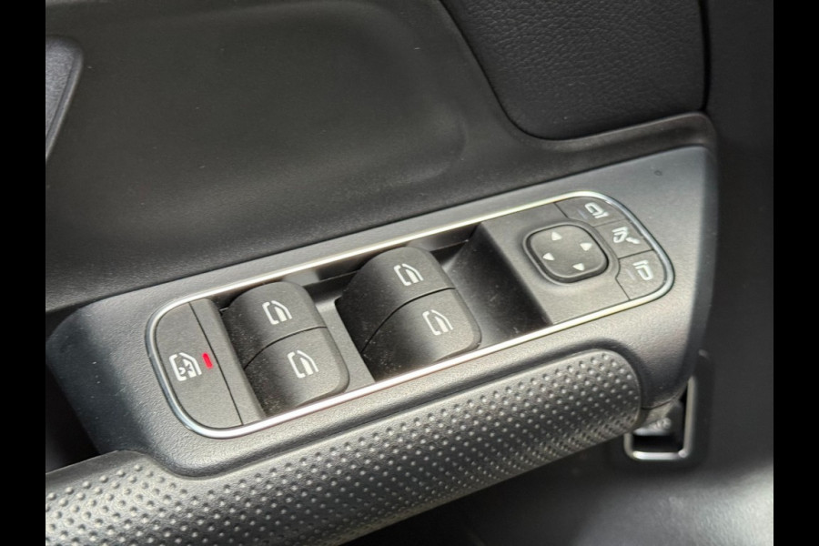 Mercedes-Benz B-Klasse 180 Star Edition Luxury Line trekhaak +winterset 24 m garantie