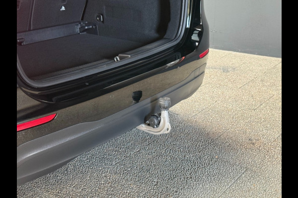 Mercedes-Benz B-Klasse 180 Star Edition Luxury Line trekhaak +winterset 24 m garantie