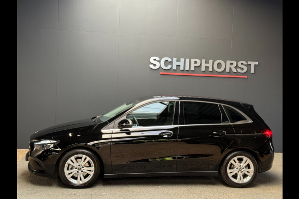 Mercedes-Benz B-Klasse 180 Star Edition Luxury Line trekhaak +winterset 24 m garantie