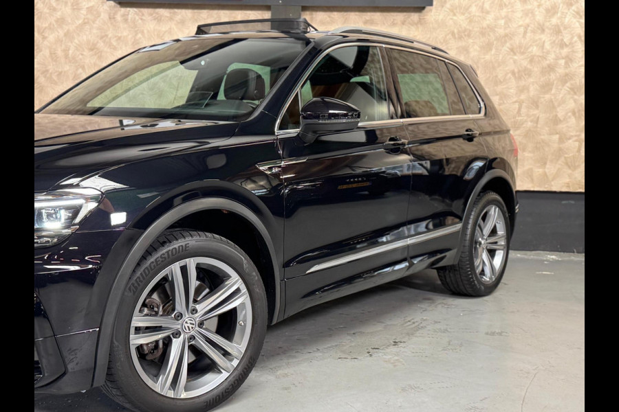 Volkswagen Tiguan 2.0 TSI 4Motion R-Line | 360 Camera | Leer | Trekhaak | Head-up | Memory