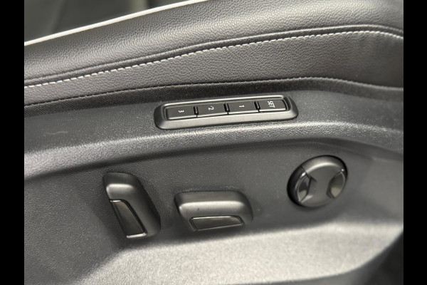 Volkswagen Tiguan 2.0 TSI 4Motion R-Line | 360 Camera | Leer | Trekhaak | Head-up | Memory