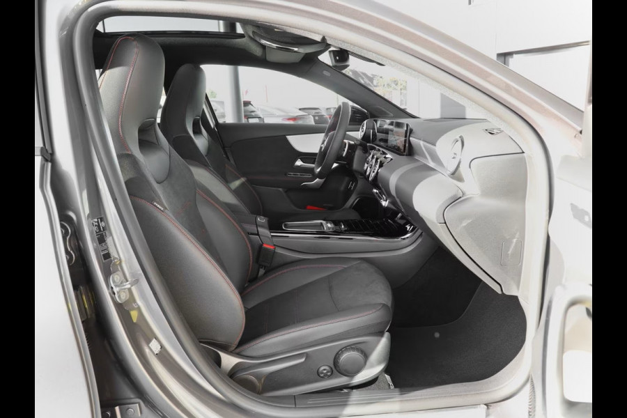 Mercedes-Benz A-Klasse 250e AMG ** LED, MBUX+, PANORAMA, NIGHT, TREKH, WINTER, 19-inch LMV ** 1e EIG - ex MB-AG - UNFALLFREI ** ** INFORMEER OOK NAAR ONZE AANTREKKELIJKE FINANCIAL-LEASE TARIEVEN **