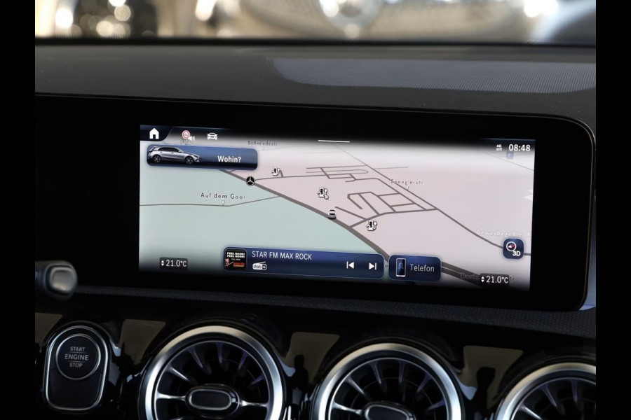 Mercedes-Benz A-Klasse 250e AMG ** LED, MBUX+, PANORAMA, NIGHT, TREKH, WINTER, 19-inch LMV ** 1e EIG - ex MB-AG - UNFALLFREI ** ** INFORMEER OOK NAAR ONZE AANTREKKELIJKE FINANCIAL-LEASE TARIEVEN **