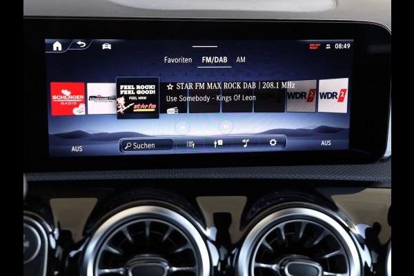 Mercedes-Benz A-Klasse 250e AMG ** LED, MBUX+, PANORAMA, NIGHT, TREKH, WINTER, 19-inch LMV ** 1e EIG - ex MB-AG - UNFALLFREI ** ** INFORMEER OOK NAAR ONZE AANTREKKELIJKE FINANCIAL-LEASE TARIEVEN **