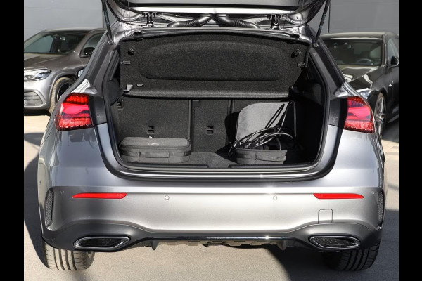 Mercedes-Benz A-Klasse 250e AMG ** LED, MBUX+, PANORAMA, NIGHT, TREKH, WINTER, 19-inch LMV ** 1e EIG - ex MB-AG - UNFALLFREI ** ** INFORMEER OOK NAAR ONZE AANTREKKELIJKE FINANCIAL-LEASE TARIEVEN **