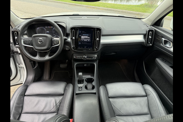 Volvo XC40 T4 Recharge Inscription Expression ** Panoramadak**Vol leder**H&K** **Trekhaak wegklapbaar**