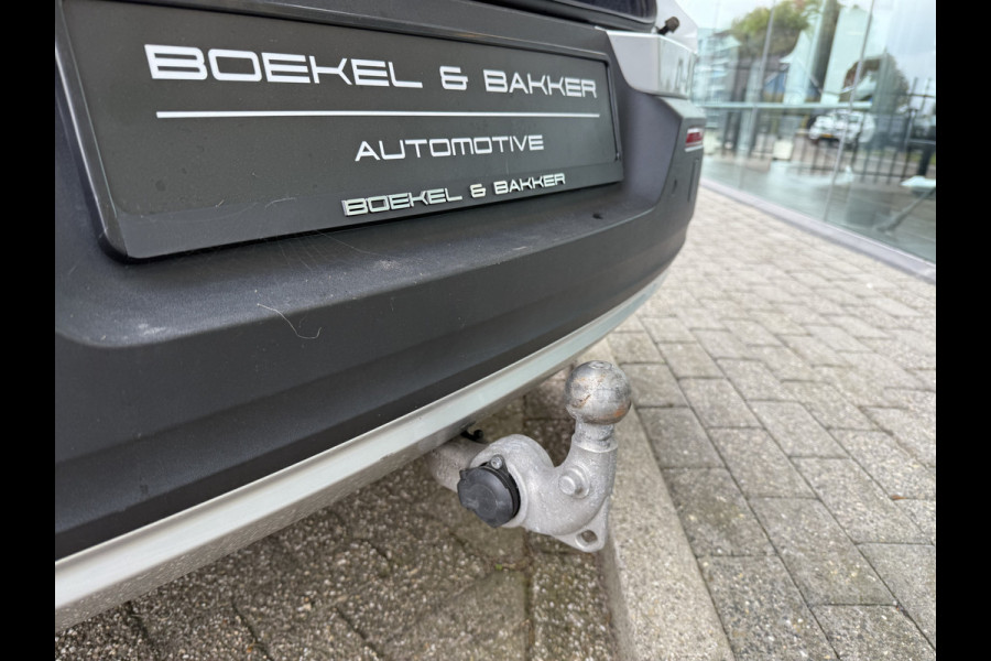 Volvo XC40 T4 Recharge Inscription Expression ** Panoramadak**Vol leder**H&K** **Trekhaak wegklapbaar**