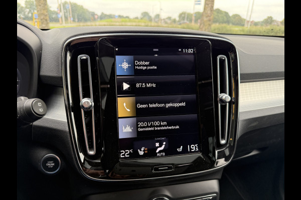 Volvo XC40 T4 Recharge Inscription Expression ** Panoramadak**Vol leder**H&K** **Trekhaak wegklapbaar**