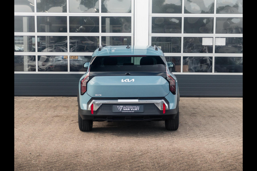 Kia EV3 Plus 81.4 kWh | Uit voorraad leverbaar | 17% Bijtelling | 600km Rijbereik | Navi | 17" | Adapt. Cruise | Clima | PDC | Dakrails | Stoel&Stuurverw. | Priv Glass | BSM