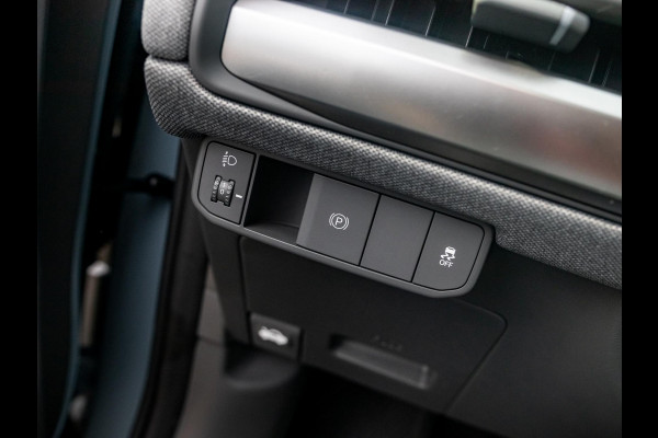 Kia EV3 Plus 81.4 kWh | Uit voorraad leverbaar | 17% Bijtelling | 600km Rijbereik | Navi | 17" | Adapt. Cruise | Clima | PDC | Dakrails | Stoel&Stuurverw. | Priv Glass | BSM