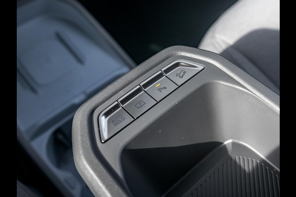 Kia EV3 Plus 81.4 kWh | Uit voorraad leverbaar | 17% Bijtelling | 600km Rijbereik | Navi | 17" | Adapt. Cruise | Clima | PDC | Dakrails | Stoel&Stuurverw. | Priv Glass | BSM