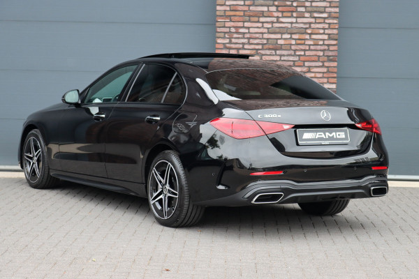 Mercedes-Benz C-Klasse 300 e AMG Line Aut9 | Panoramadak | Memory | Surround Camera | Leder | Trekhaak | Keyless Go | Nightpakket | High Perf. LED |