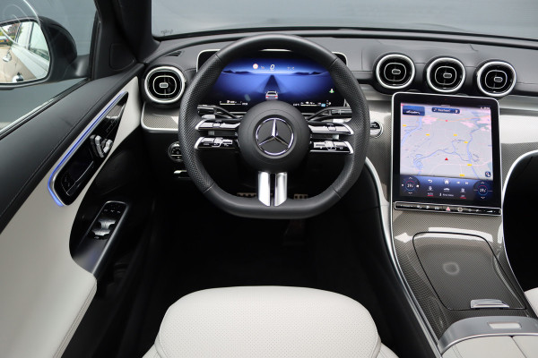Mercedes-Benz C-Klasse 300 e AMG Line Aut9 | Panoramadak | Memory | Surround Camera | Leder | Trekhaak | Keyless Go | Nightpakket | High Perf. LED |