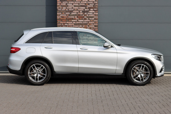 Mercedes-Benz GLC 250 4MATIC Premium Aut9 | Panoramadak | Burmester | Trekhaak | Sfeerverlichting | Surround Camera | Intelligent light System |