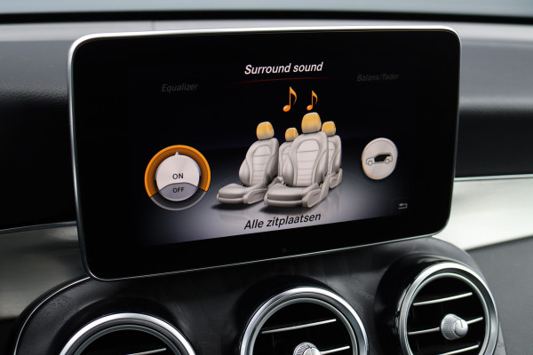 Mercedes-Benz GLC 250 4MATIC Premium Aut9 | Panoramadak | Burmester | Trekhaak | Sfeerverlichting | Surround Camera | Intelligent light System |