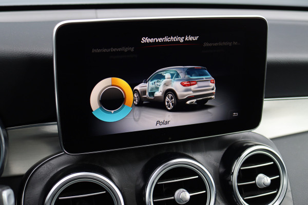 Mercedes-Benz GLC 250 4MATIC Premium Aut9 | Panoramadak | Burmester | Trekhaak | Sfeerverlichting | Surround Camera | Intelligent light System |