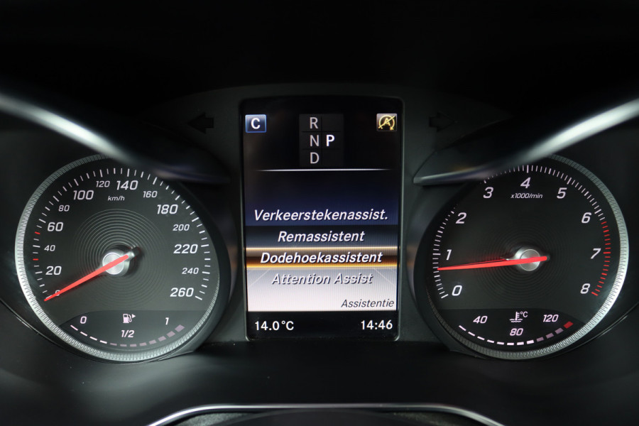 Mercedes-Benz GLC 250 4MATIC Premium Aut9 | Panoramadak | Burmester | Trekhaak | Sfeerverlichting | Surround Camera | Intelligent light System |