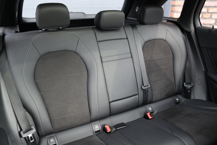 Mercedes-Benz GLC 250 4MATIC Premium Aut9 | Panoramadak | Burmester | Trekhaak | Sfeerverlichting | Surround Camera | Intelligent light System |