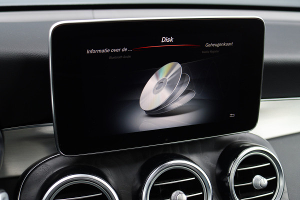 Mercedes-Benz GLC 250 4MATIC Premium Aut9 | Panoramadak | Burmester | Trekhaak | Sfeerverlichting | Surround Camera | Intelligent light System |