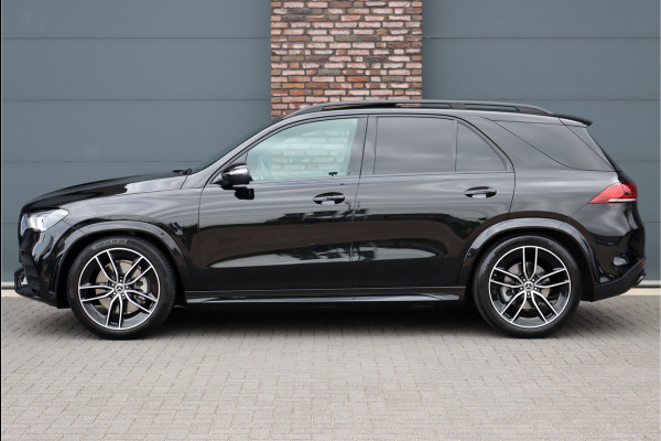 Mercedes-Benz GLE 580 V8 4-MATIC AMG Line Aut9, Luchtvering, Panoramadak, Surround Camera, Distronic+, Head-up Display, Night-pakket, Memory, Elek. Trekhaak, Nappa Leder, Etc,