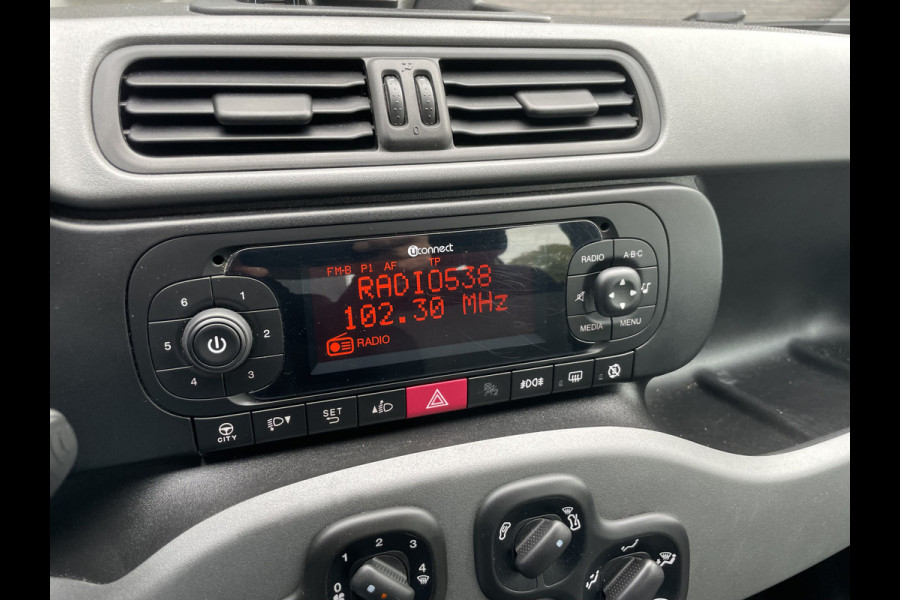 Fiat Panda 0.9 TwinAir Lounge Airco - Radio - Bluetooth - Mistlampen voor - stuur multifunctioneel - centrale deurvergrendeling