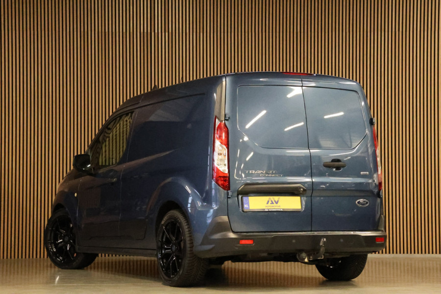 Ford Transit Connect 1.5 EcoBlue | Bi-Xenon | Navigatie | CarPlay | Blind Spot | Camera | Trekhaak | Elektrische spiegels | Betimmering | Nieuwe APK | NL Auto | NAP Logisch