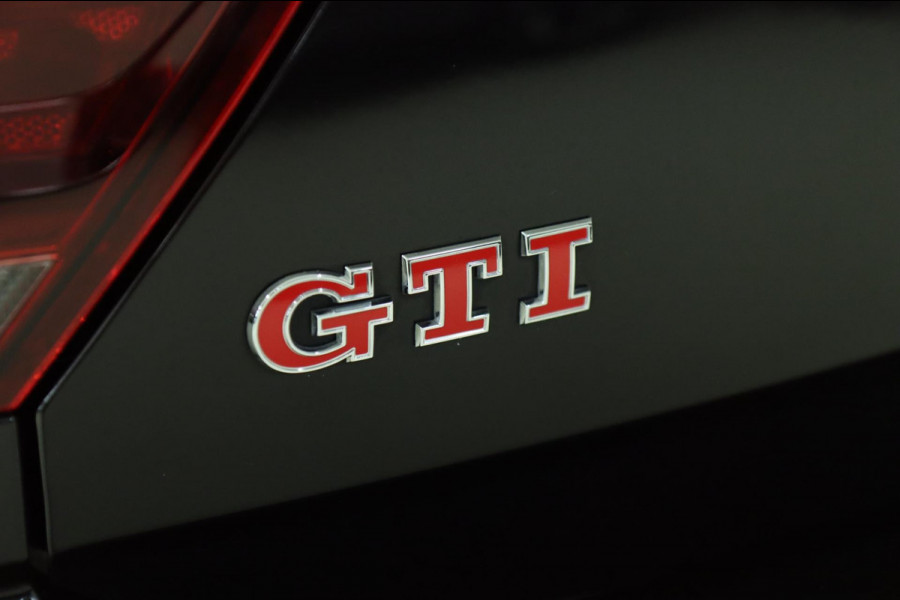 Volkswagen Polo 2.0 TSI GTI PANO/KEYLESS/ACC/LANE/BLINDSPOT/STOELV/VOL
