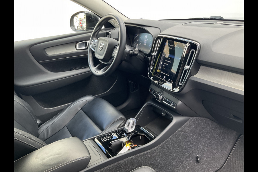 Volvo XC40 2.0 B4 Inscription Leder Keyless Carplay Stoelverw Elek.Klep Camera Led NL-Auto!