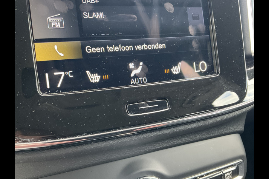 Volvo XC40 2.0 B4 Inscription Leder Keyless Carplay Stoelverw Elek.Klep Camera Led NL-Auto!