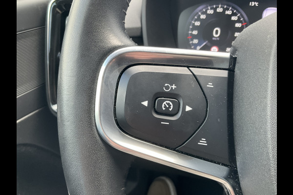 Volvo XC40 2.0 B4 Inscription Leder Keyless Carplay Stoelverw Elek.Klep Camera Led NL-Auto!