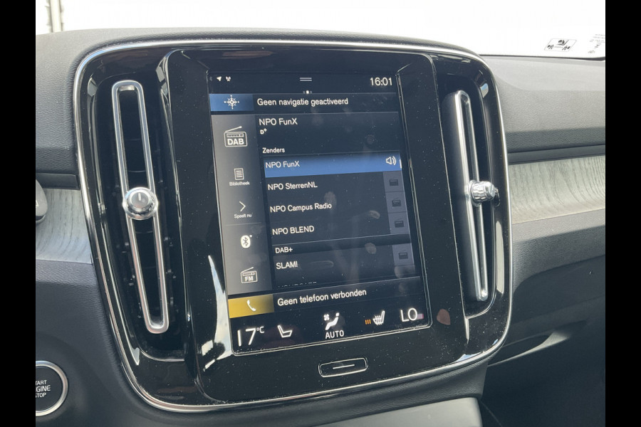 Volvo XC40 2.0 B4 Inscription Leder Keyless Carplay Stoelverw Elek.Klep Camera Led NL-Auto!