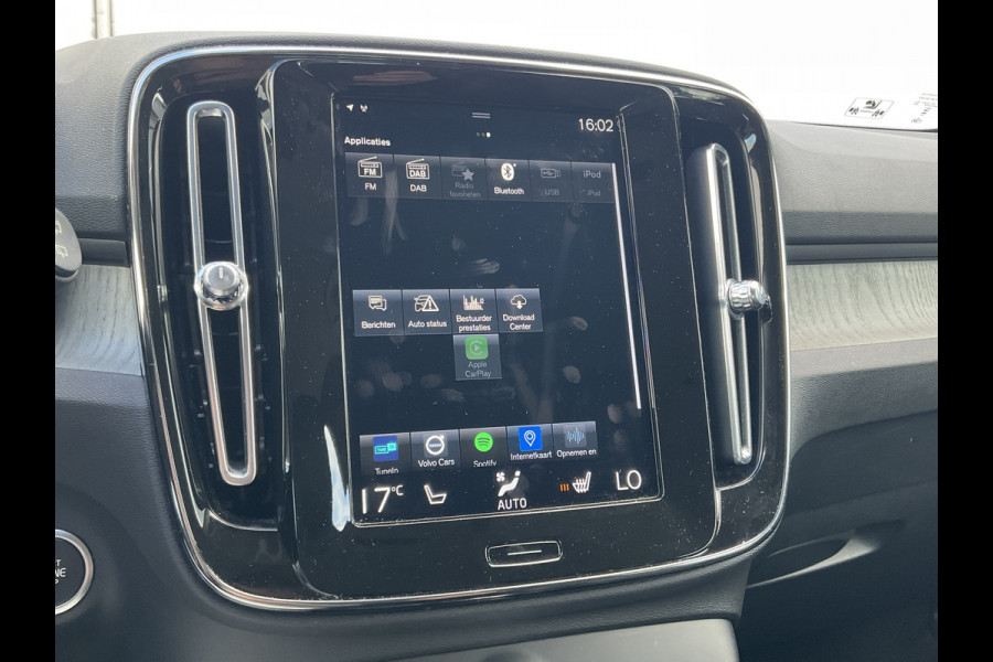 Volvo XC40 2.0 B4 Inscription Leder Keyless Carplay Stoelverw Elek.Klep Camera Led NL-Auto!