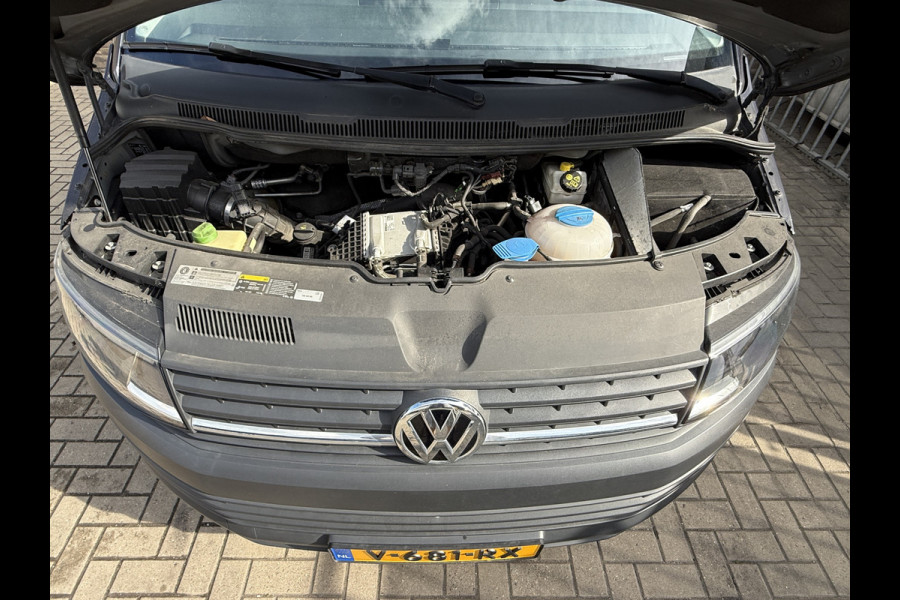 Volkswagen Transporter 2.0 TDI 150PK EURO 6 L1H1 Navigatie systeem/cruise control Volkswagen Transporter 2.0 TDI 150PK EURO 6 L1H1 Navigatie systeem/cruise control
