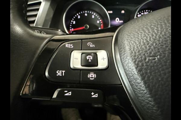 Volkswagen Tiguan 1.5 TSI Comfortline Business | Elektr. Trekhaak | Carplay | Massage