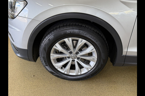 Volkswagen Tiguan 1.5 TSI Comfortline Business | Elektr. Trekhaak | Carplay | Massage