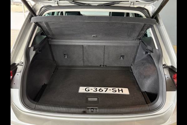 Volkswagen Tiguan 1.5 TSI Comfortline Business | Elektr. Trekhaak | Carplay | Massage