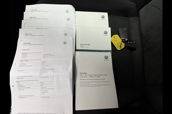 Volkswagen Tiguan 1.5 TSI Comfortline Business | Elektr. Trekhaak | Carplay | Massage