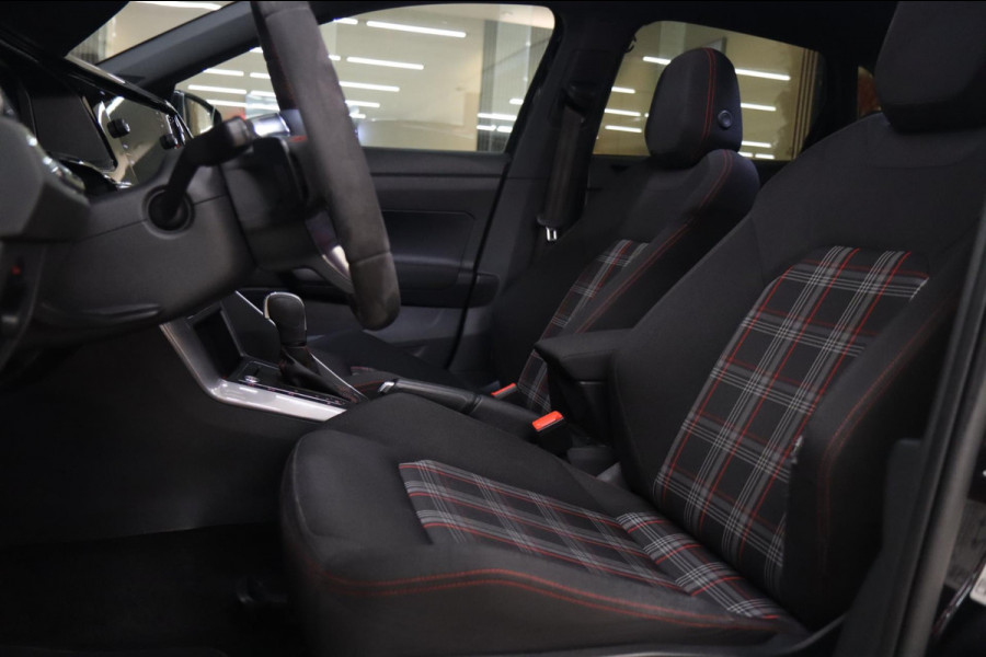 Volkswagen Polo 2.0 TSI GTI PANO/KEYLESS/ACC/LANE/BLINDSPOT/STOELV/VOL