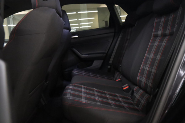 Volkswagen Polo 2.0 TSI GTI PANO/KEYLESS/ACC/LANE/BLINDSPOT/STOELV/VOL