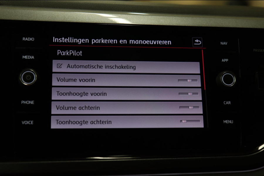 Volkswagen Polo 2.0 TSI GTI PANO/KEYLESS/ACC/LANE/BLINDSPOT/STOELV/VOL