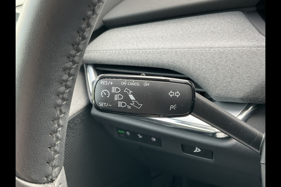 Škoda ENYAQ iV 80 Trekhaak Stoel/Stuurverw Carplay Camera 100% Elektrisch NL-Auto!