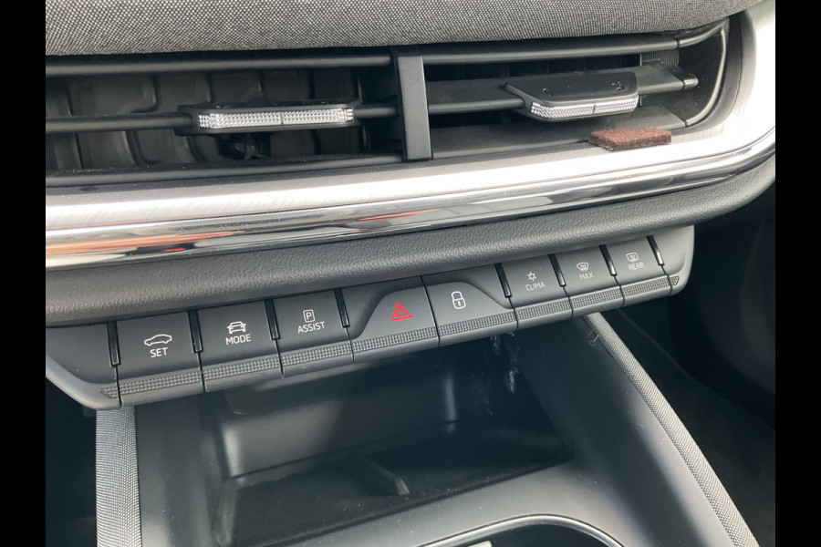 Škoda ENYAQ iV 80 Trekhaak Stoel/Stuurverw Carplay Camera 100% Elektrisch NL-Auto!